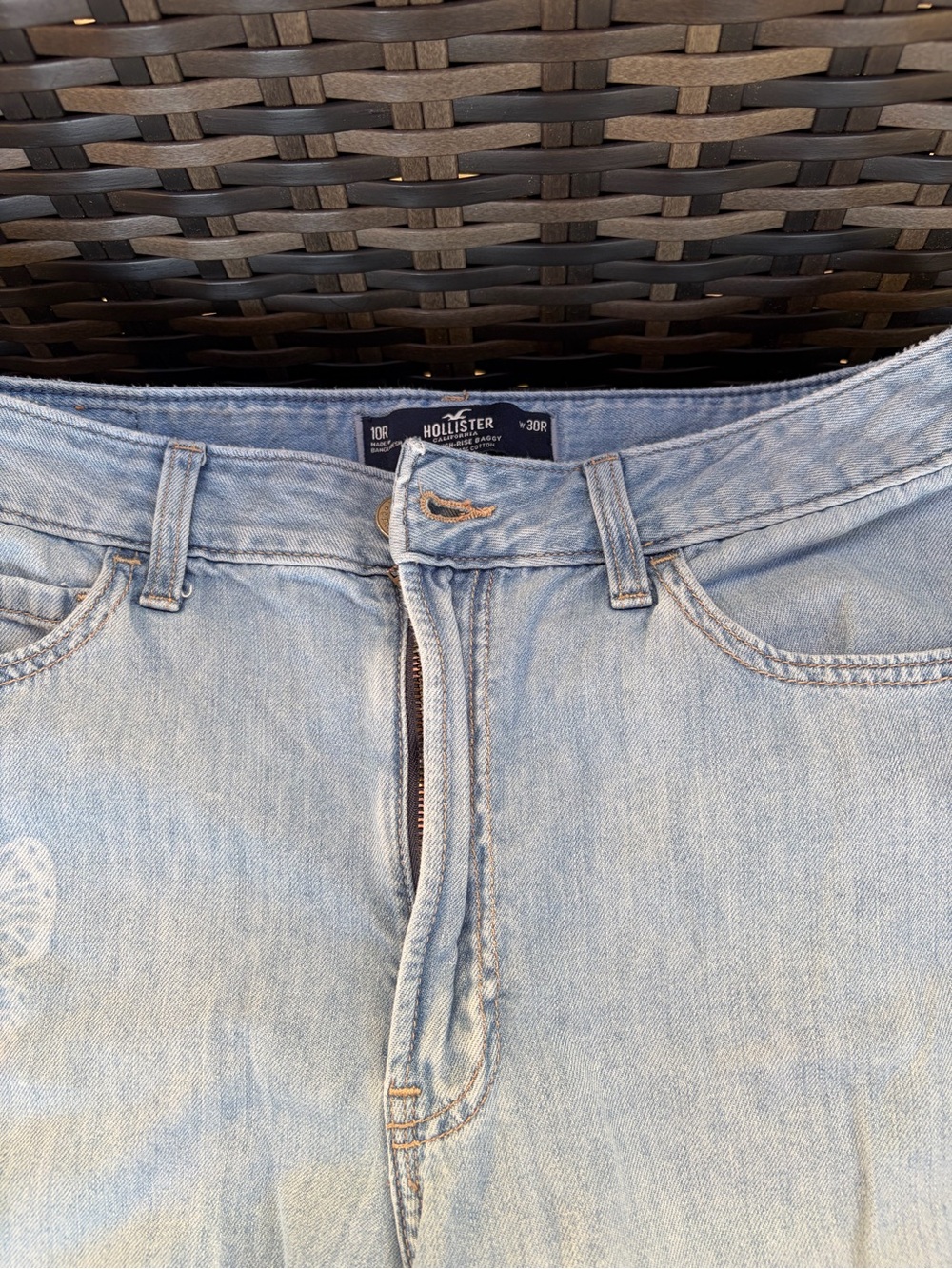 Hollister Light Wash Women’s Boyfriend Jeans